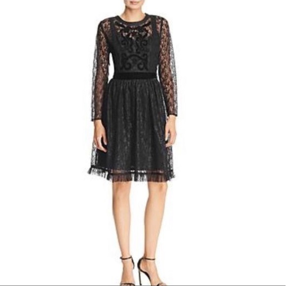 Nanette Lepore Dresses & Skirts - Nanette NWT beautiful lace dress size 0